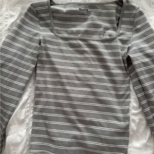 Hollister Women's Long Sleeve Gray Striped Tee